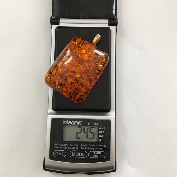 Man made honey amber gold plated sterling silver pendant - Picture 5 of 9